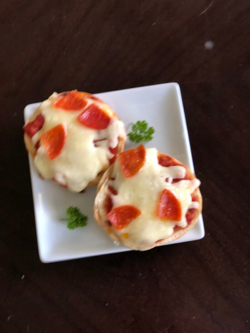 MJ3 bagel pizza bites (10 count) - Image 3